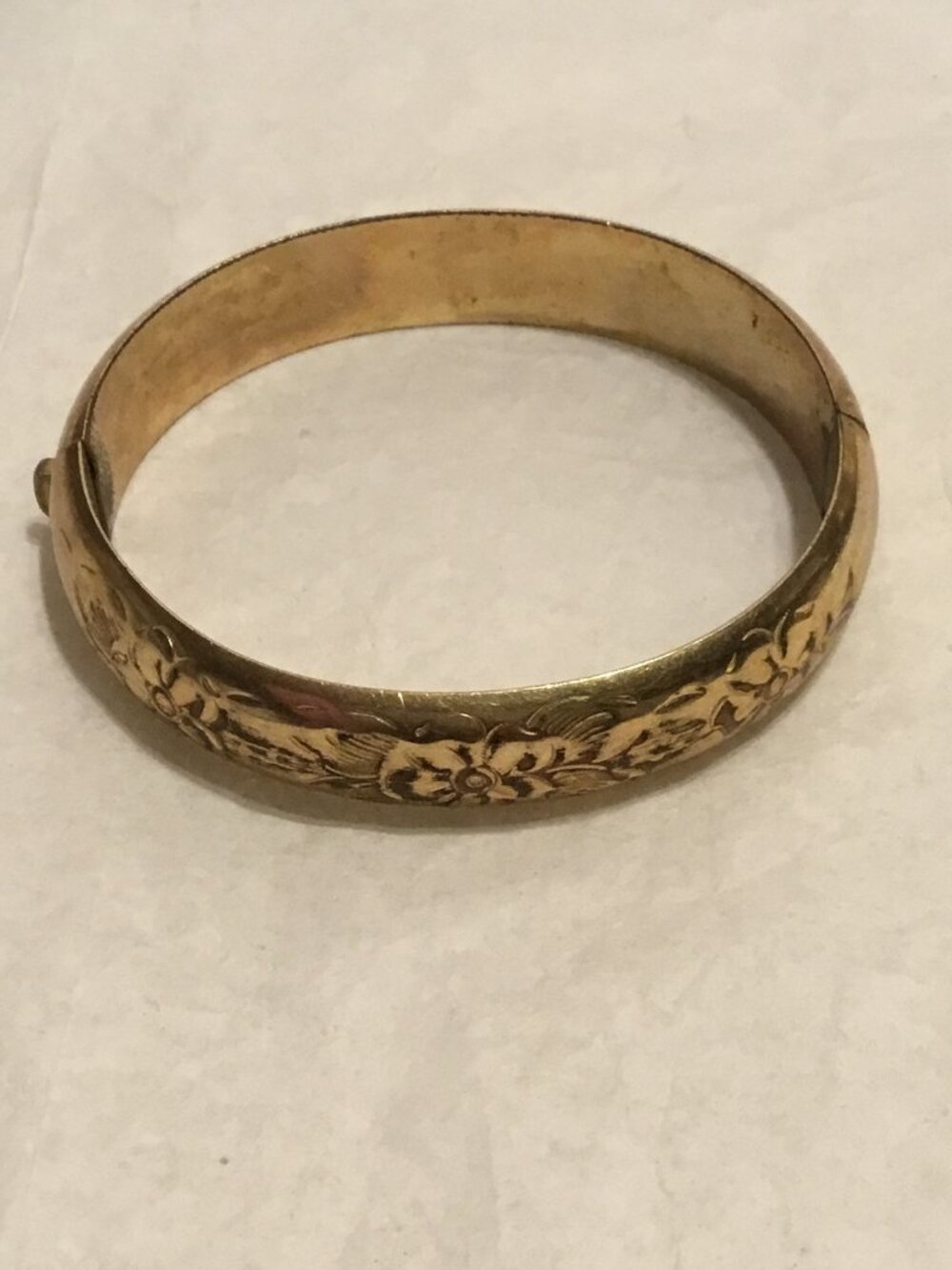 Vintage and gorgeous antique 12K gold filled bracelet by Marathon -